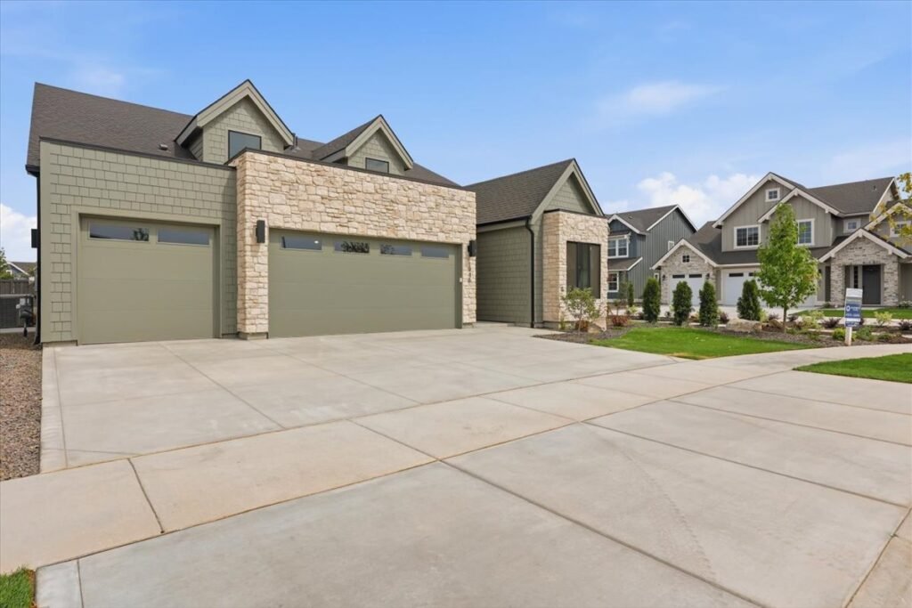 1946 E Adler Hof St, Meridian, ID: front street (The Clearvue by Osprey Homes)